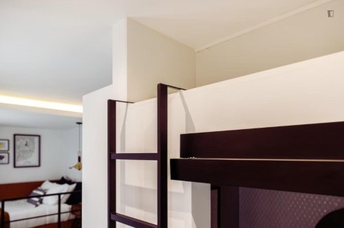 Inspiring Studio close to Santos Train Station