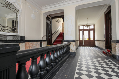 Stylish home in best location