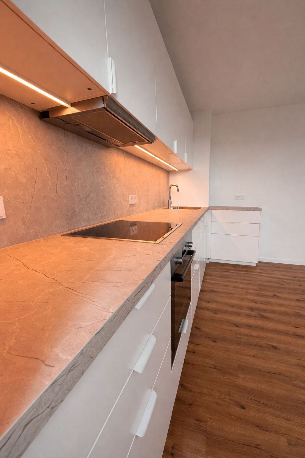 Modern 3.5-Room Apartment With Balcony In Offenbach City Center - Modern 3.5-Room Apartment with Balcony in Offenbach City Center - Gallery - 1