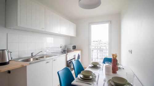 Room in a shared 4-bedroom flat for rent in La Plaine, professionals and students only - Gallery - 4