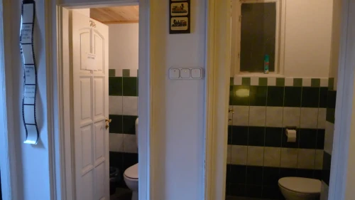 Bed for rent in 6-bedded bedroom in Budapest