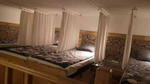 Bed for rent in 6-bedded bedroom in Budapest - Gallery - 13