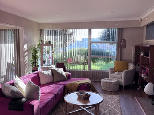 Friendly Shared Home with Pool & Ga