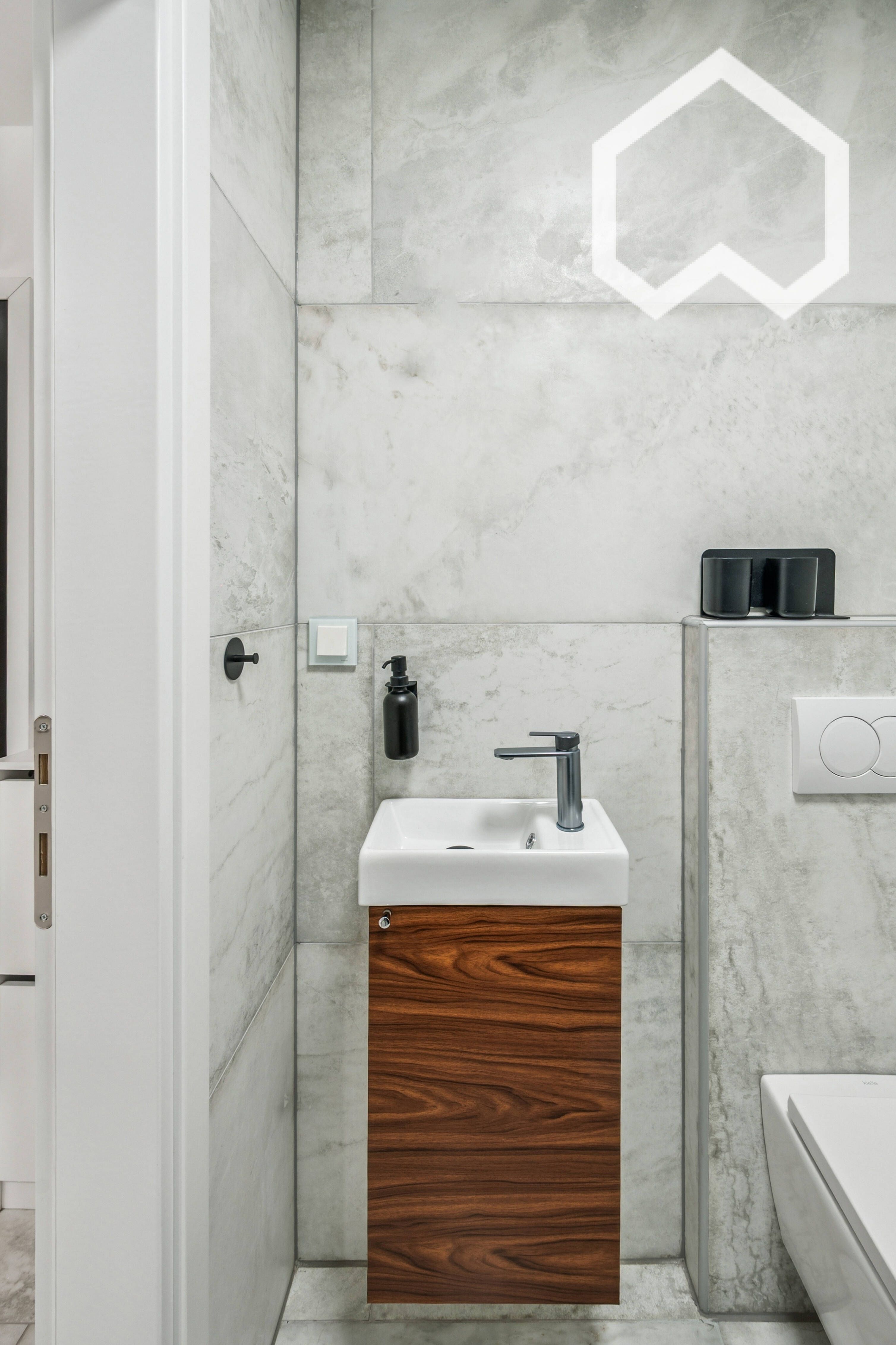 Bright Studio Apartment On Simbacherstraße, Just A Short Walk From Ostbahnhof. - 9