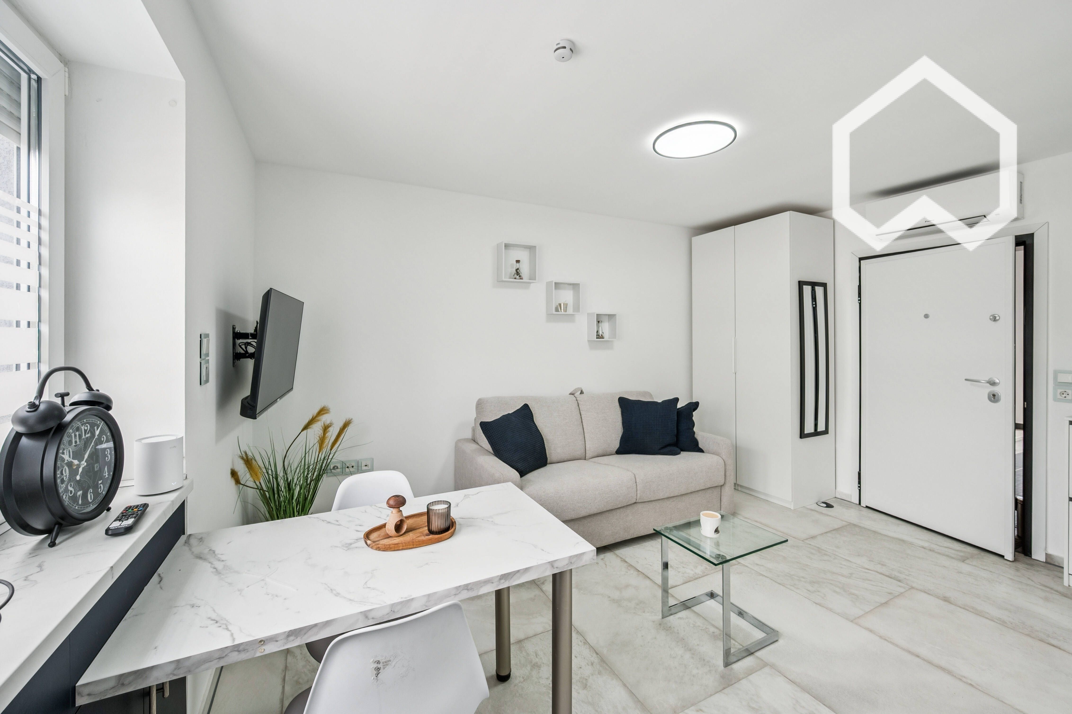 Bright Studio Apartment On Simbacherstraße, Just A Short Walk From Ostbahnhof. - 11