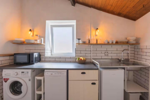 Adorable 2 Bedroom House with a backyard close to Ericeira - Gallery - 28