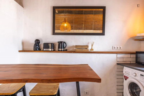 Adorable 2 Bedroom House with a backyard close to Ericeira - Gallery - 32