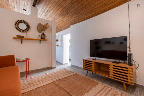 Adorable 2 Bedroom House with a backyard close to Ericeira - Gallery - 24