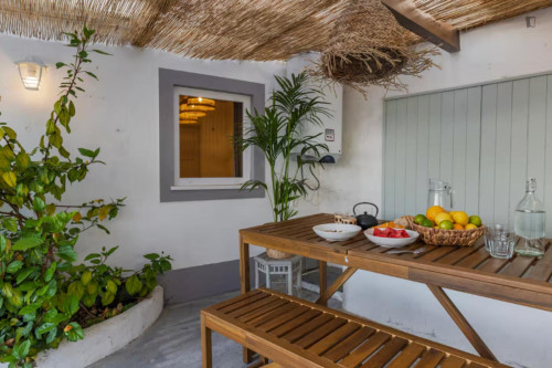 Lovely 2 Bedroom House with a Terrace near Ericeira 