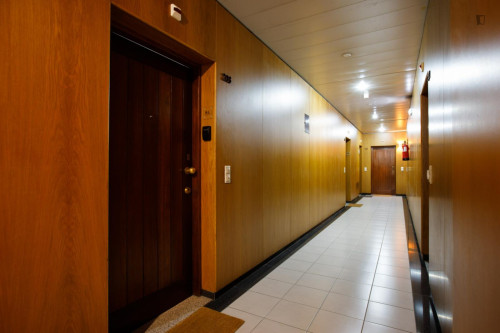 Modern Studio with AC, Elevator Fast Wi-Fi near Metro and Praça da República
