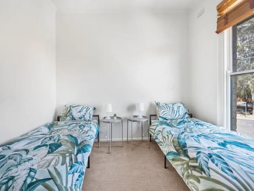 Port Melbourne  - Gallery -  5
