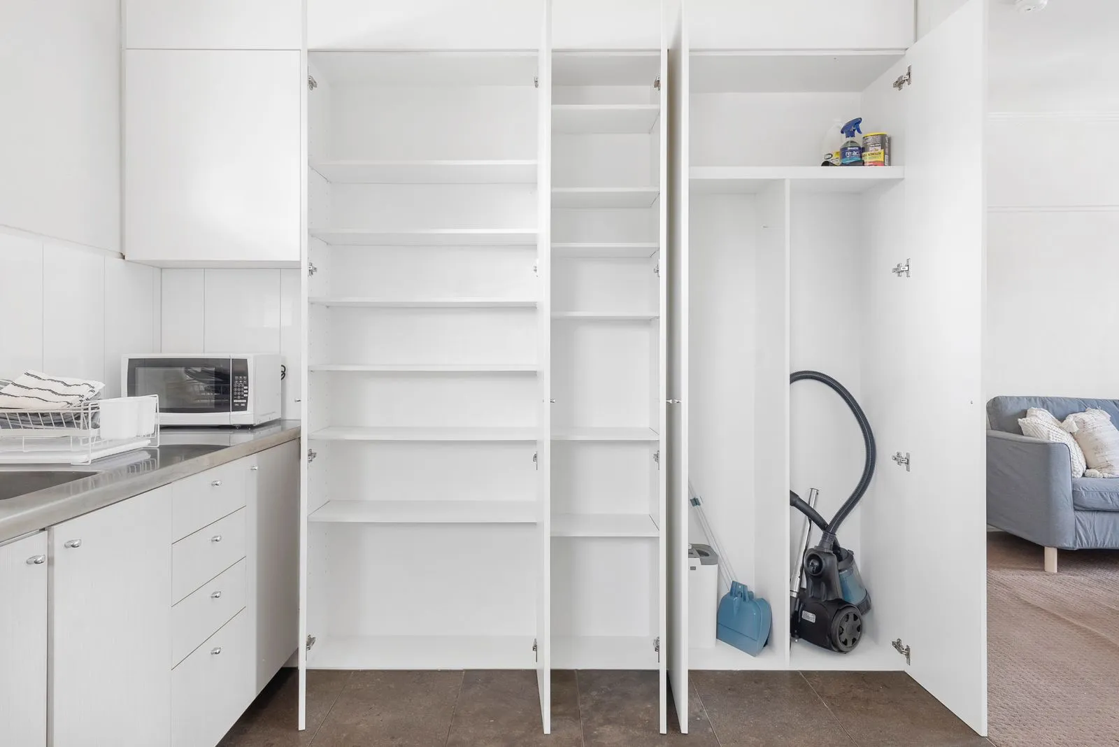 3 Rooms - 1 Bath  -  Port Melbourne  - Gallery -  11