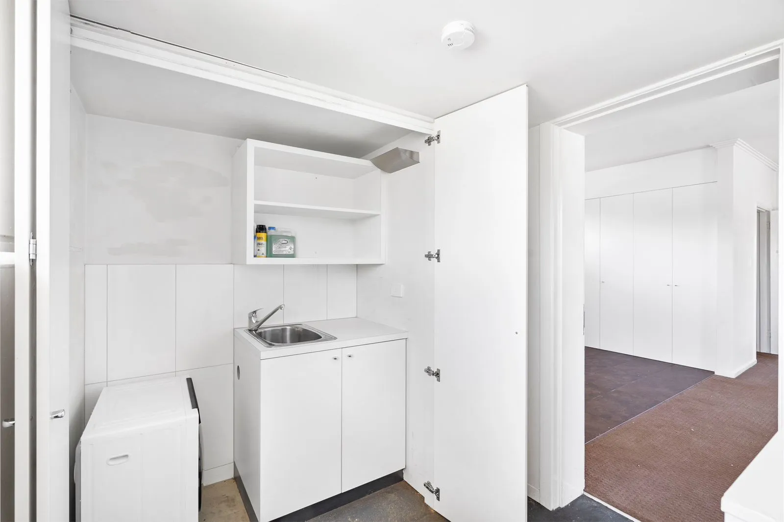  3 Rooms - 1 Bath  -  Port Melbourne  - Gallery -  13