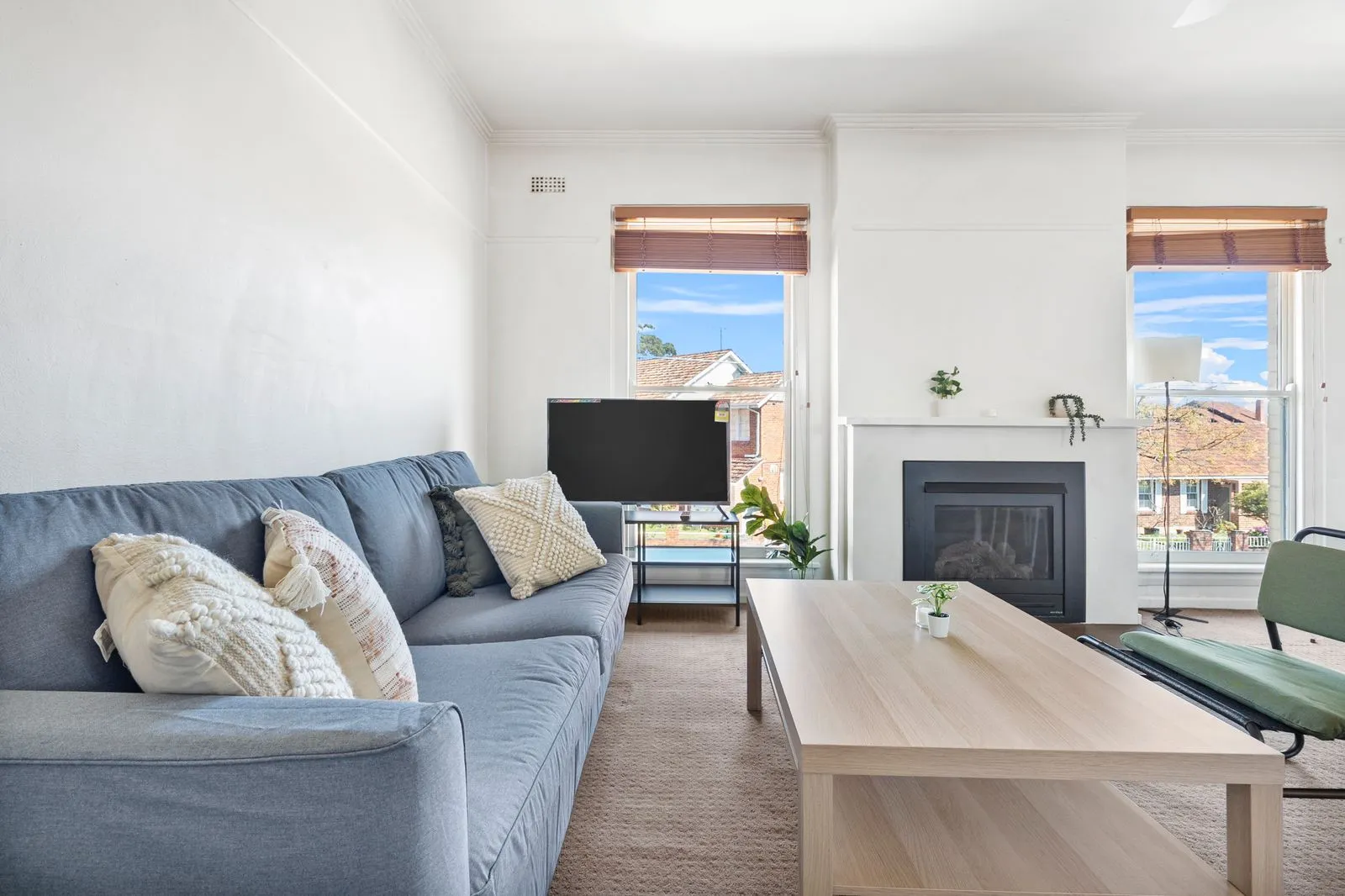  3 Rooms - 1 Bath  -  Port Melbourne  - Gallery -  3
