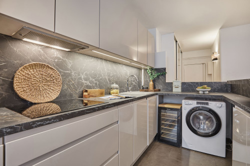 Toyen - 2 bedrooms in Muette / Passy