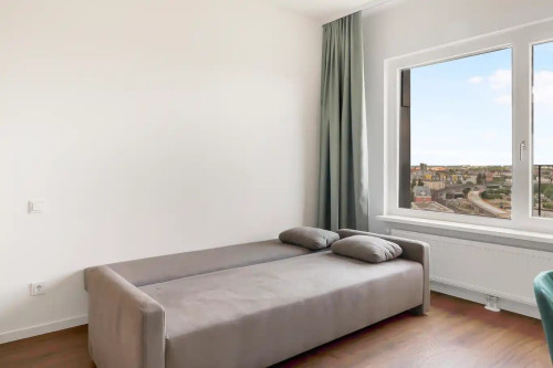 Mitte - 13th Floor - Furnished studio with fantastic views