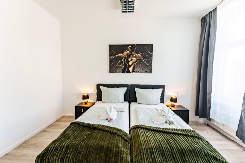 Modern Apartment for Up to 5 Guests | Wi-Fi, Parking & Coffee Machine - Gallery - 26