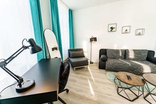 Modern Apartment for Up to 5 Guests | Wi-Fi, Parking & Coffee Machine - Gallery - 8