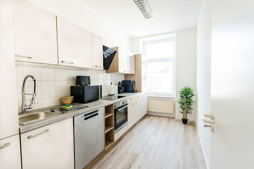 Modern Apartment for Up to 5 Guests | Wi-Fi, Parking & Coffee Machine - Gallery - 19