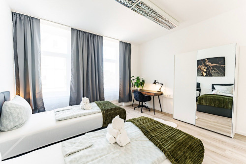 Modern Apartment for Up to 5 Guests | Wi-Fi, Parking & Coffee Machine - Gallery - 32