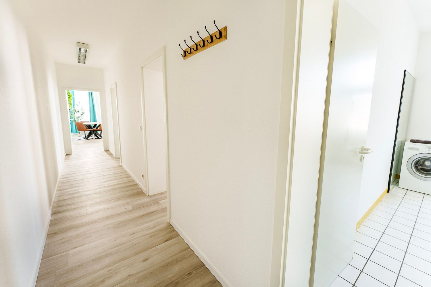 Modern Apartment For Up To 5 Guests | Wi-Fi, Parking & Coffee Machine - Modern Apartment for Up to 5 Guests | Wi-Fi, Parking & Coffee Machine - Gallery - 6