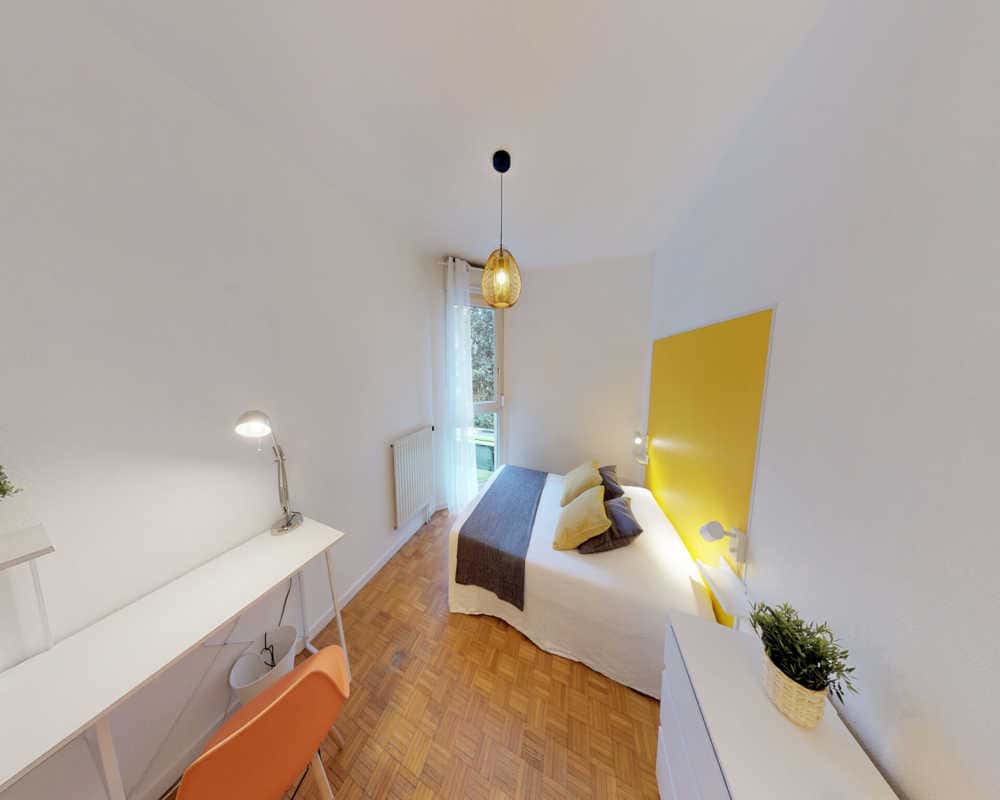 3 Bedrooms - 1 Bathroom - Chambre dans le Rue Ternois - Gallery - 1