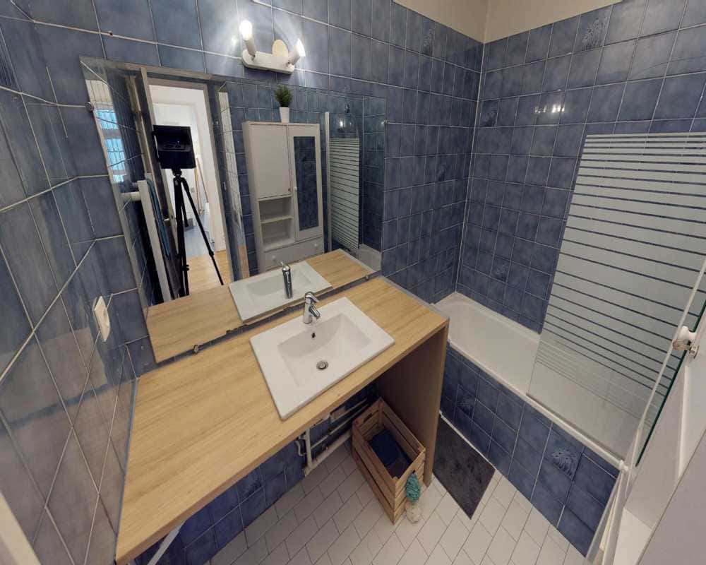 5 Bedrooms - 1 Bathroom - Chambre dans le Rue du Bourbonnais - Gallery - 9