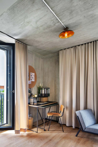 Deluxe Balcony 1st floor - Long Term