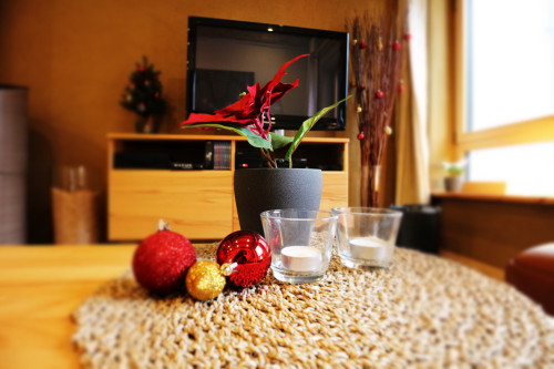 Kleines Reihenendhaus mit Hof nahe Bahnhof