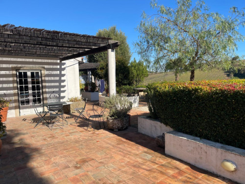 3-bedroom house, with outdoor area