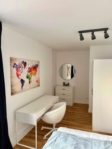  Single Room  -  Modern room in Derendorf  - Gallery -  5