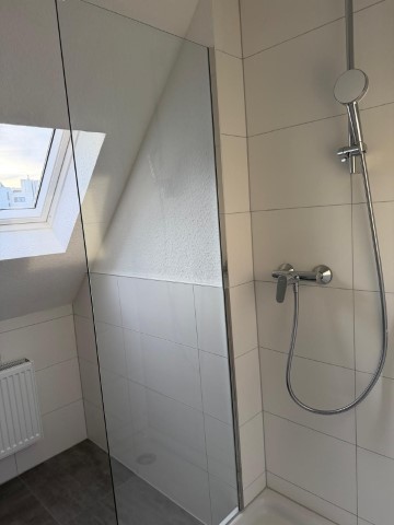  Single Room  -  Modern room in Derendorf  - Gallery -  6
