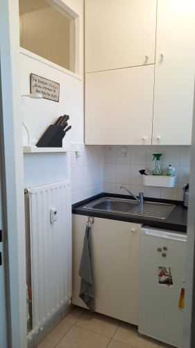 Newly Furnished Apartment with Balcony in Prime Location near Viktoria-Luise-Platz / Schöneberg