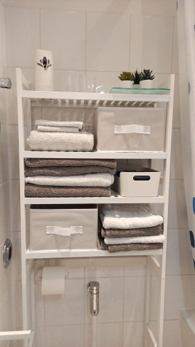 Newly Furnished Apartment with Balcony in Prime Location near Viktoria-Luise-Platz / Schöneberg