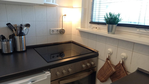 Newly Furnished Apartment with Balcony in Prime Location near Viktoria-Luise-Platz / Schöneberg