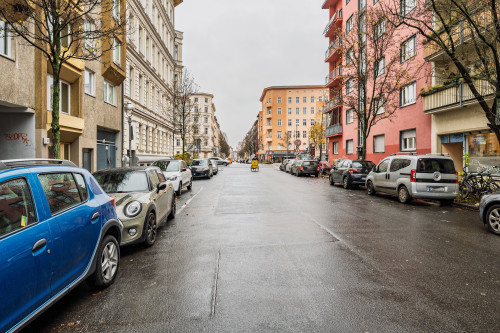 COZY APARTMENT IN KREUZBERG