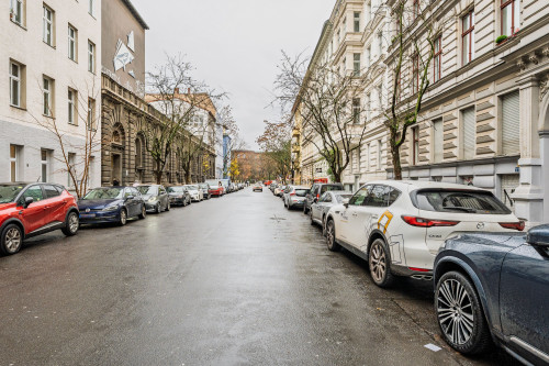 COZY APARTMENT IN KREUZBERG