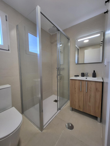 Welcoming single bedroom near Alacant train station - Gallery - 5