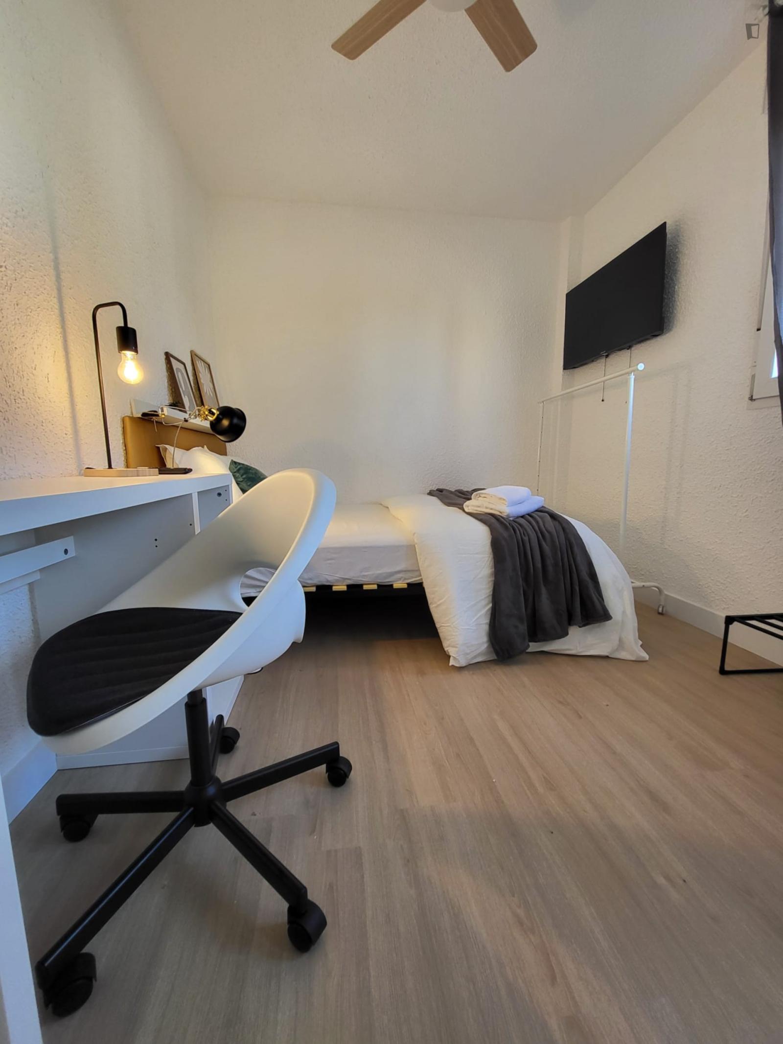 Nice Single Bedroom Near Alacant Train Station  -  Nice single bedroom near Alacant train station  - Gallery -  1