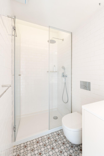 Modern studio in Santo Ildefonso  - Gallery -  5