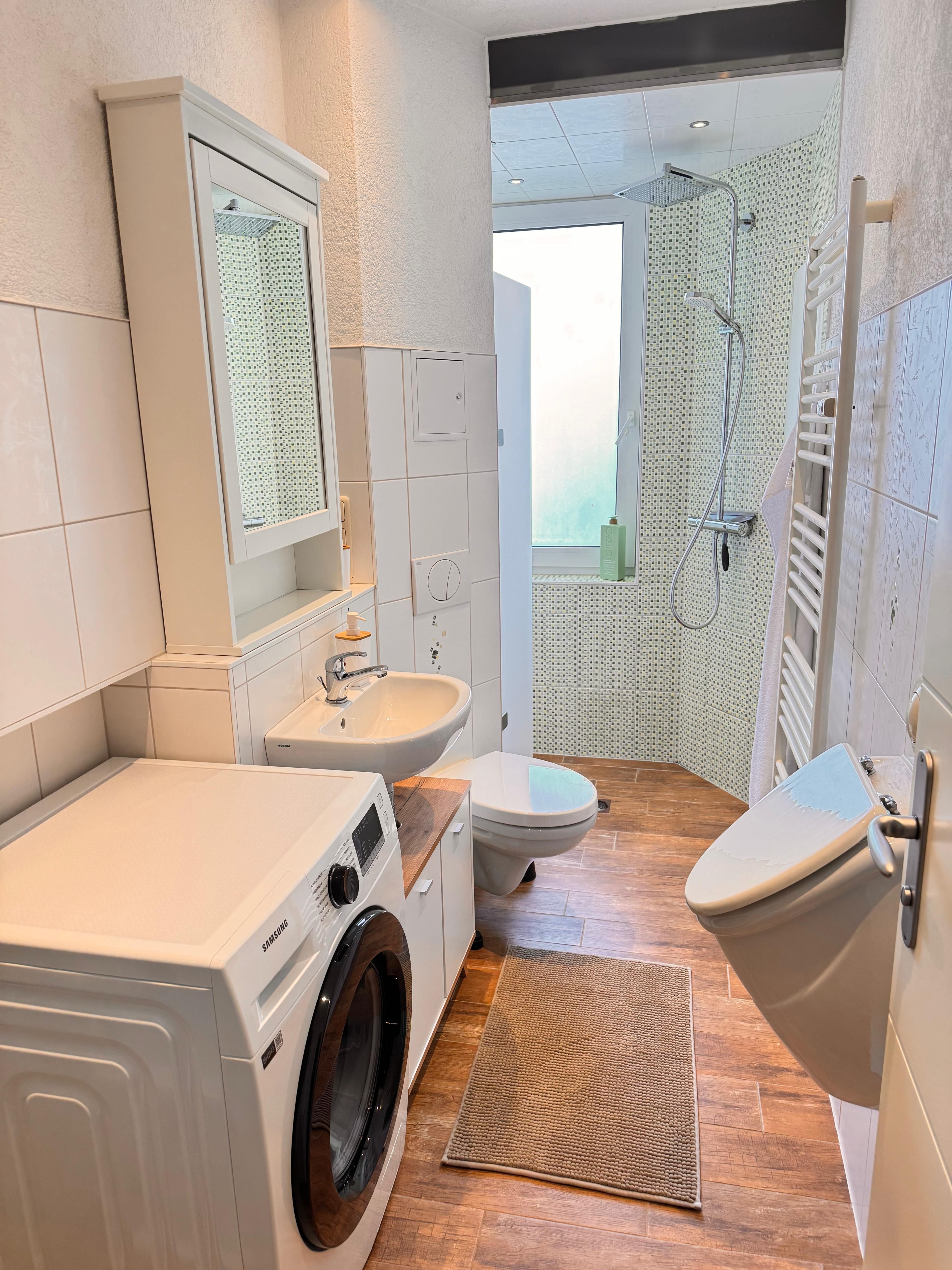 Stylish Furnished 2-Room Apartment (55 M²) With Balcony & Parking In Prime Location Between Universi - 19