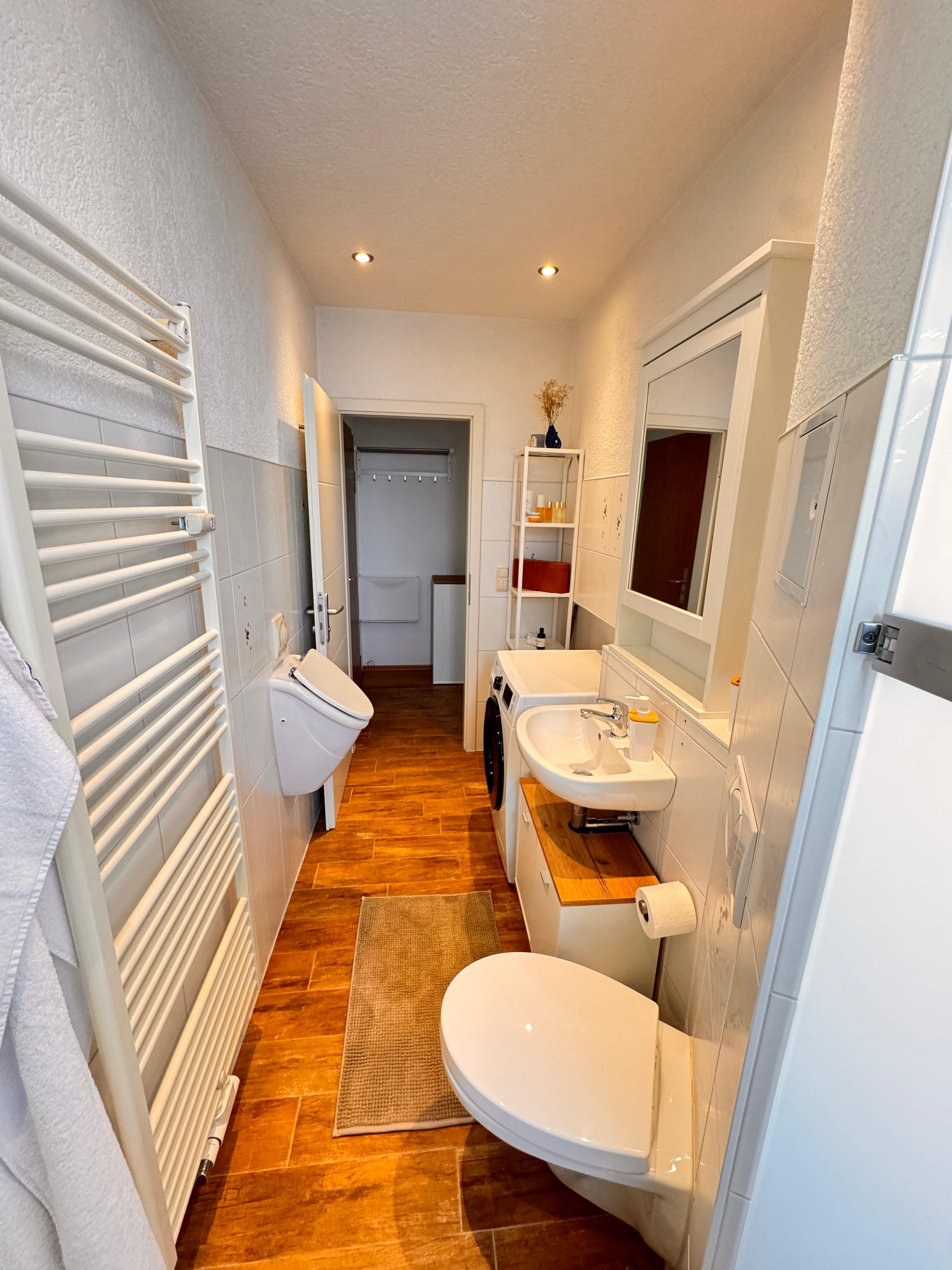 Stylish Furnished 2-Room Apartment (55 M²) With Balcony & Parking In Prime Location Between Universi - 17