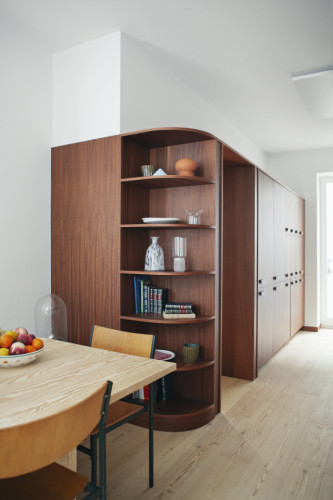 Stylish Coliving Retreat in Vibrant Saint-Josse, Steps from European Quarter