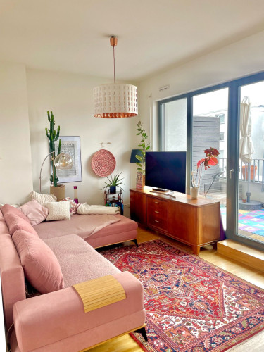 Modern 2-Room Rooftop Loft with High Ceilings in Berlin'-Mitte