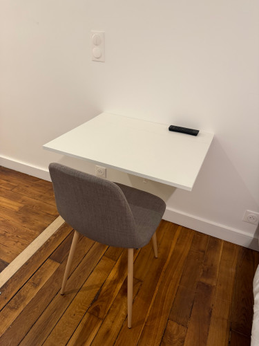 Charming fully renovated and fully equipped studio apartment