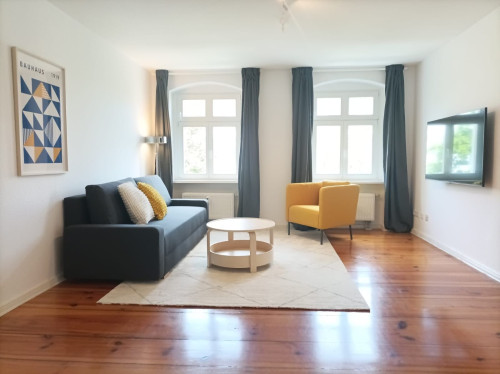 Cozy and peaceful apartment near Hackescher Markt