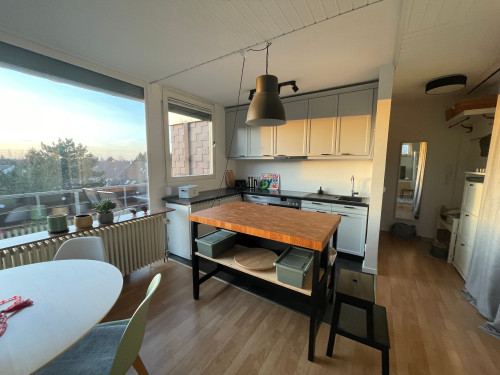 Fantastic loft - great view!