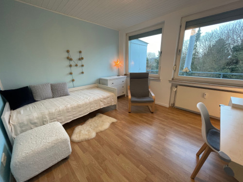 Fantastic loft - great view!