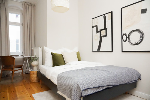 Stylish Comfort in the Heart of Berlin – Your Dream Home Awaits!