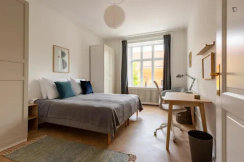 Welcoming double bedroom near the Copenhagen University